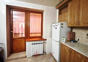 3-к квартира, вторичка, 85м2, 1/10 этаж