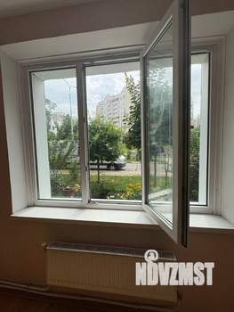 2-к квартира, вторичка, 62м2, 1/10 этаж