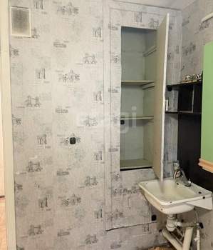 2-к квартира, вторичка, 46м2, 1/9 этаж