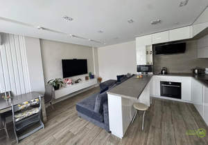 4-к квартира, вторичка, 128м2, 2/5 этаж