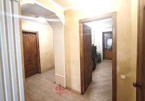 3-к квартира, вторичка, 85м2, 1/10 этаж