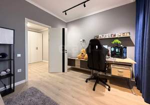 3-к квартира, вторичка, 100м2, 6/9 этаж
