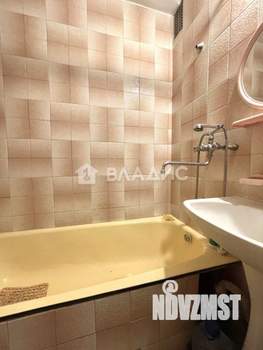 3-к квартира, вторичка, 65м2, 1/10 этаж