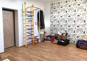 3-к квартира, вторичка, 90м2, 3/3 этаж