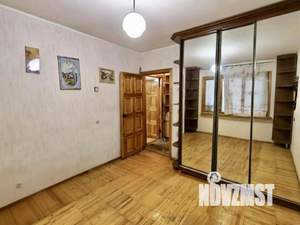 2-к квартира, вторичка, 50м2, 1/9 этаж