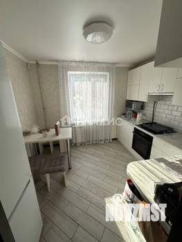 2-к квартира, вторичка, 51м2, 1/10 этаж