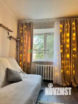 3-к квартира, вторичка, 58м2, 2/5 этаж