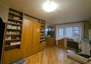 3-к квартира, вторичка, 58м2, 3/5 этаж