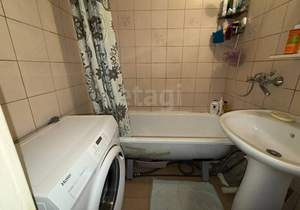 3-к квартира, вторичка, 71м2, 8/10 этаж