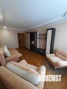 2-к квартира, вторичка, 59м2, 1/10 этаж