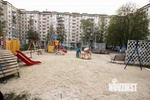 2-к квартира, вторичка, 43м2, 9/9 этаж
