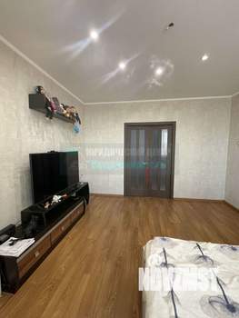 2-к квартира, вторичка, 63м2, 13/14 этаж