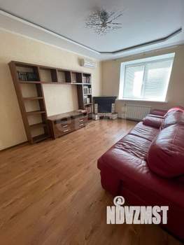 3-к квартира, вторичка, 83м2, 1/10 этаж