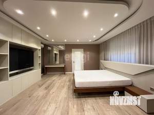4-к квартира, вторичка, 241м2, 17/17 этаж