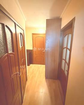 2-к квартира, вторичка, 44м2, 1/5 этаж
