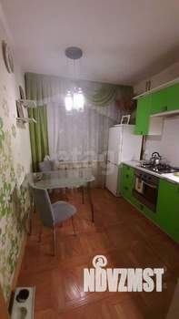 3-к квартира, вторичка, 58м2, 1/9 этаж
