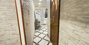 2-к квартира, вторичка, 42м2, 9/9 этаж