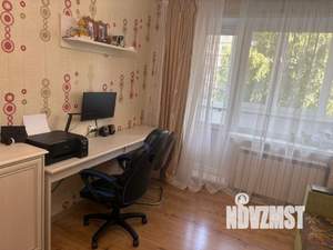 2-к квартира, вторичка, 62м2, 1/10 этаж