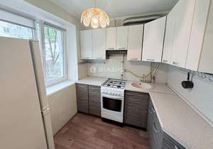 2-к квартира, вторичка, 44м2, 1/5 этаж