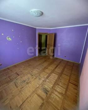 3-к квартира, вторичка, 76м2, 1/17 этаж