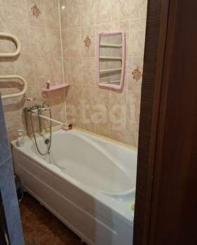 2-к квартира, вторичка, 40м2, 5/5 этаж