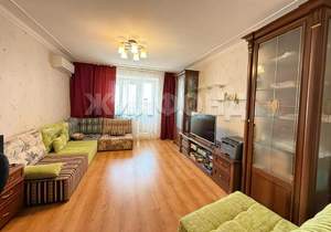 3-к квартира, вторичка, 76м2, 8/10 этаж