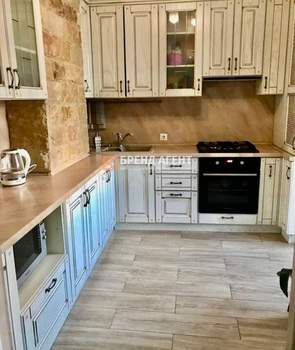 4-к квартира, вторичка, 97м2, 2/10 этаж