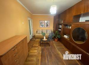 3-к квартира, вторичка, 61м2, 1/9 этаж