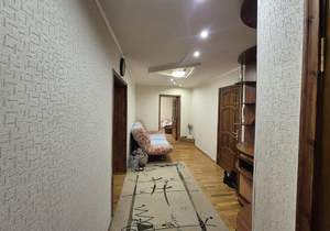 2-к квартира, вторичка, 87м2, 7/10 этаж