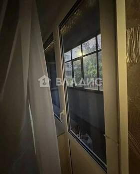 2-к квартира, вторичка, 60м2, 1/10 этаж