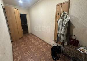 3-к квартира, вторичка, 61м2, 1/9 этаж