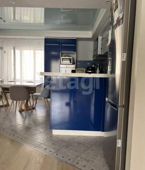 4-к квартира, вторичка, 187м2, 4/6 этаж