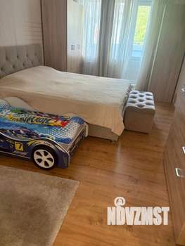 2-к квартира, вторичка, 62м2, 1/10 этаж