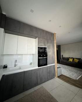 4-к квартира, вторичка, 118м2, 5/9 этаж