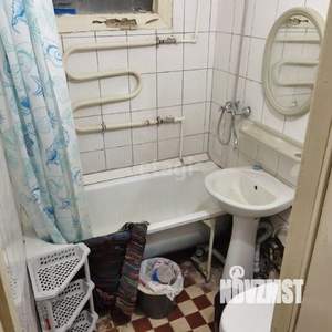2-к квартира, вторичка, 42м2, 4/4 этаж