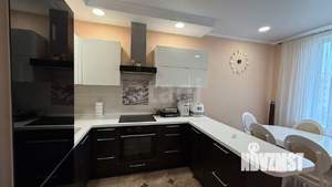 3-к квартира, вторичка, 117м2, 5/17 этаж