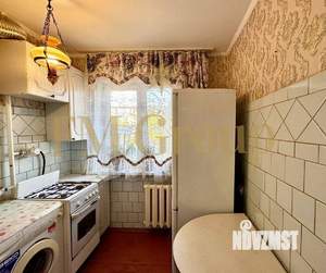 2-к квартира, вторичка, 44м2, 1/5 этаж