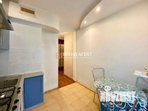 2-к квартира, вторичка, 44м2, 1/9 этаж