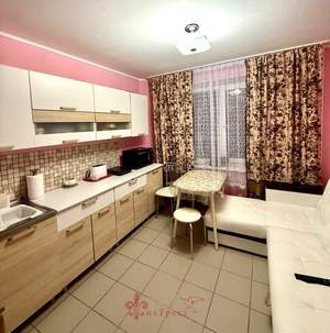 2-к квартира, вторичка, 59м2, 1/10 этаж