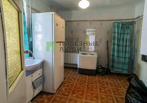 2-к квартира, вторичка, 37м2, 1/1 этаж