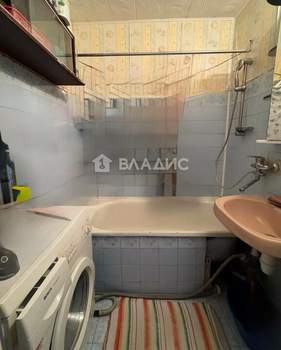 2-к квартира, вторичка, 46м2, 3/5 этаж