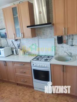 2-к квартира, вторичка, 42м2, 8/9 этаж