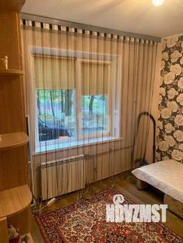 3-к квартира, вторичка, 60м2, 1/9 этаж