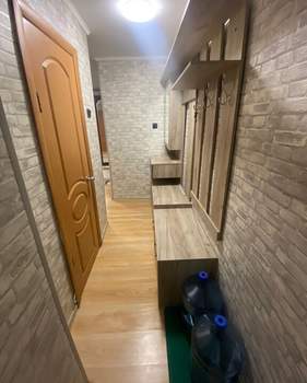 3-к квартира, вторичка, 57м2, 1/5 этаж