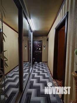 3-к квартира, вторичка, 60м2, 1/9 этаж