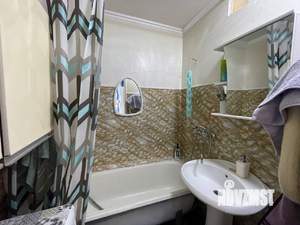3-к квартира, вторичка, 60м2, 8/9 этаж