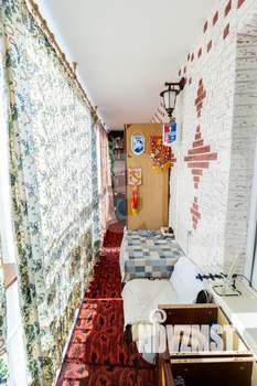 2-к квартира, вторичка, 77м2, 9/9 этаж