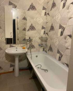 2-к квартира, вторичка, 74м2, 4/9 этаж