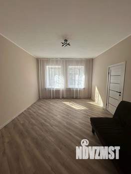 3-к квартира, вторичка, 68м2, 2/2 этаж