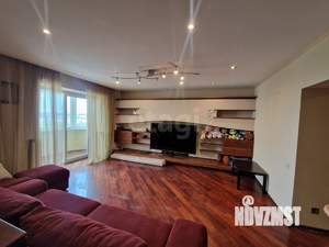 3-к квартира, вторичка, 100м2, 1/8 этаж